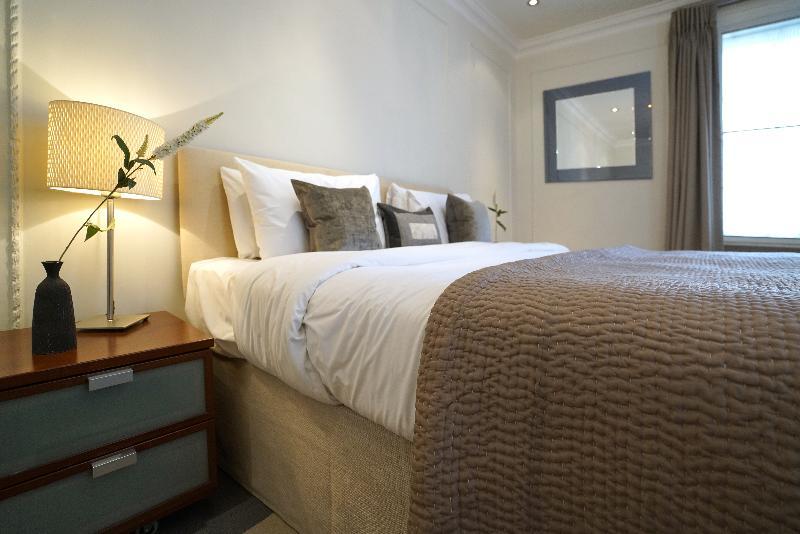 17 Hertford Street Лондон Экстерьер фото